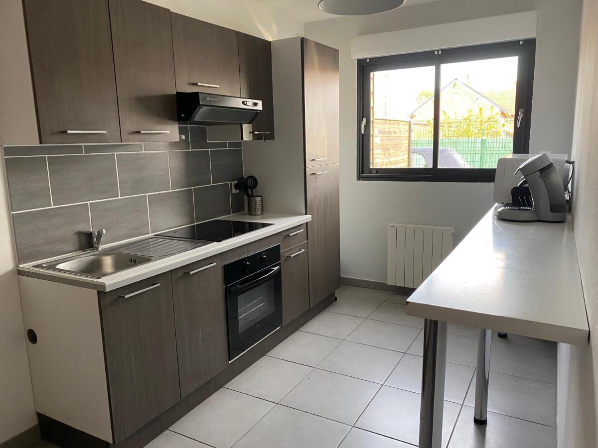 Logement Calme A La Campagne Villa Thennes Eksteriør billede